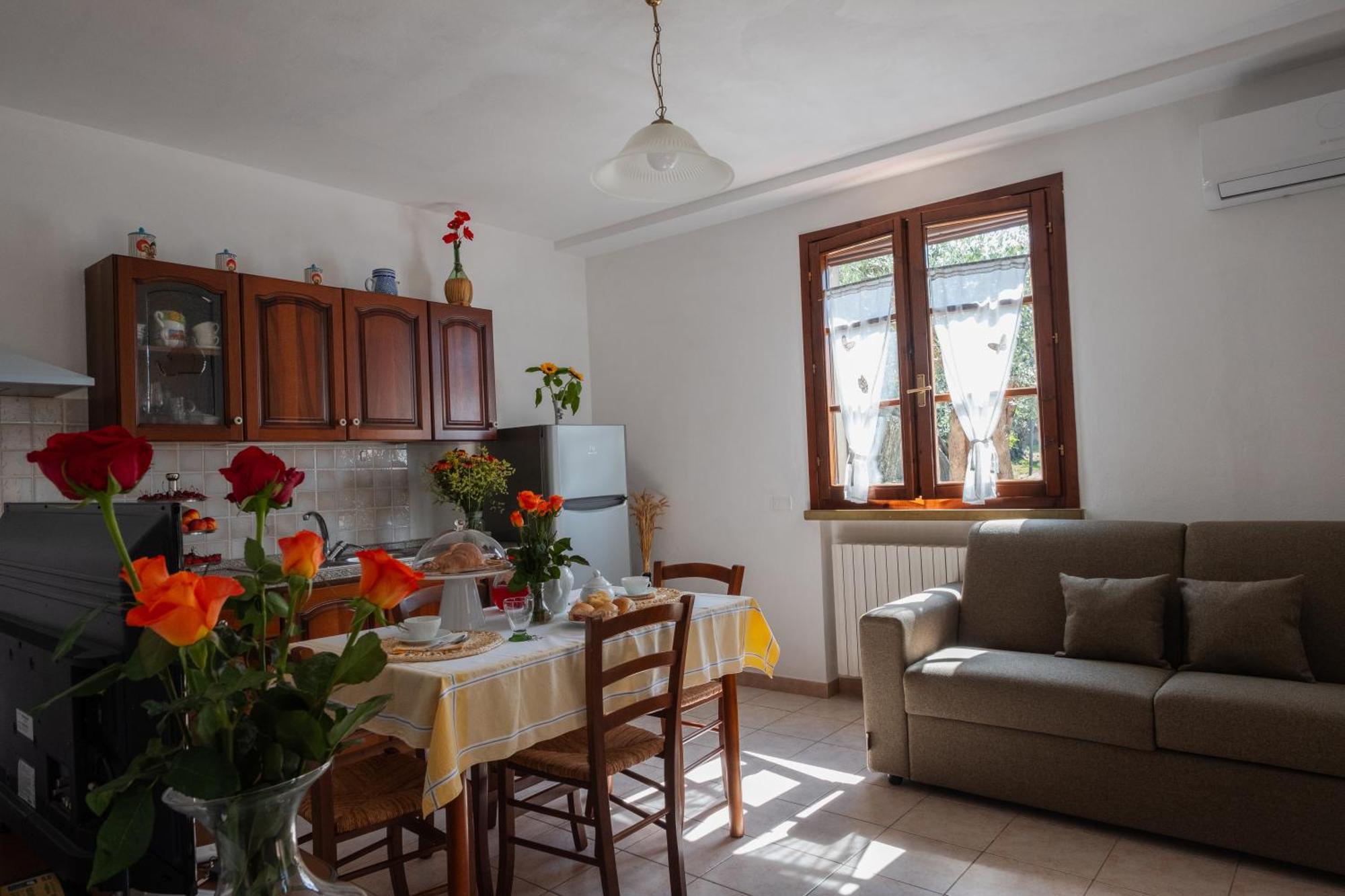 Agriturismo I Cerroni モンテスクダイオ エクステリア 写真